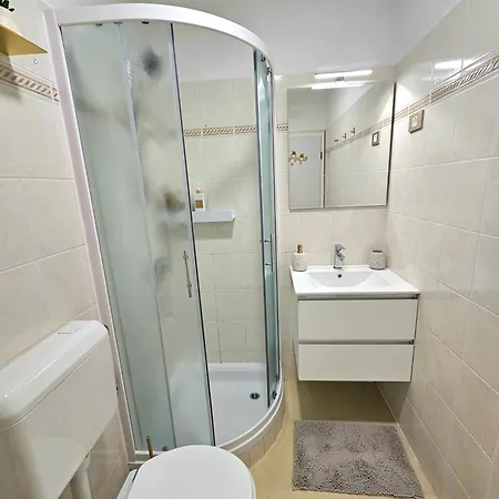 Kins Apartament Koper