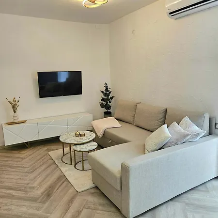 Apartament Kins *